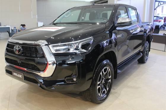 TOYOTA HILUX 2.8 D-4D TURBO DIESEL CD SRX 4X4 AUTOMÁTICO